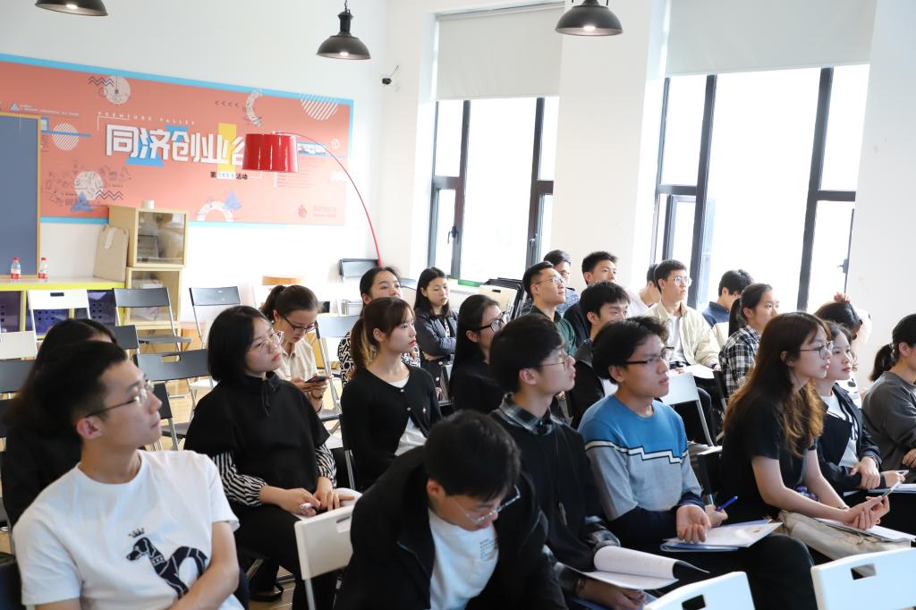 1575611841063071203.jpg 194B24C96BD4B41D1CD8C3A7094_06116922_16370.jpg