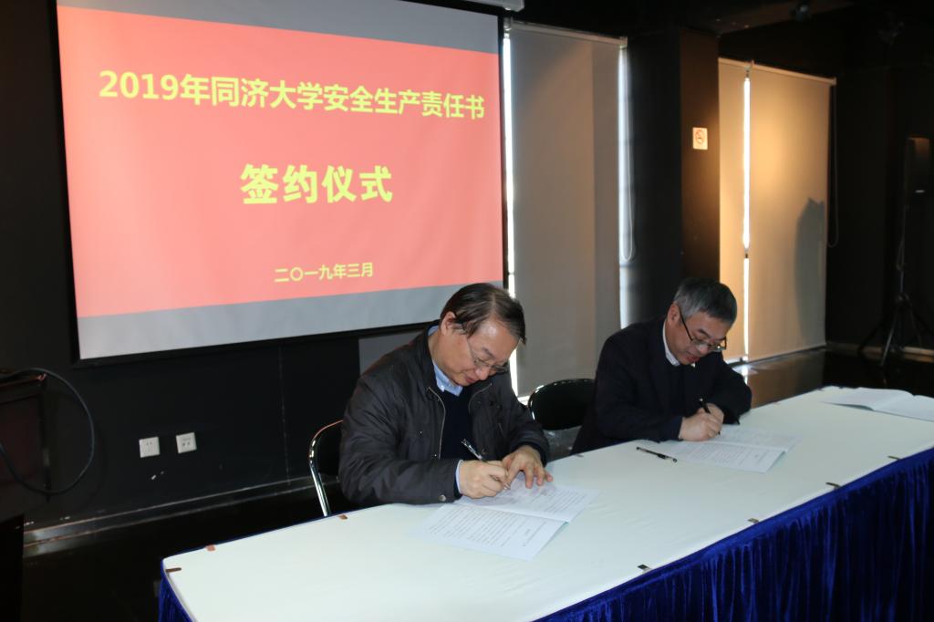 1575447035022041192.jpg 52D245335BC8D82E6CF6B9A1834_227C40AC_CE43.jpg