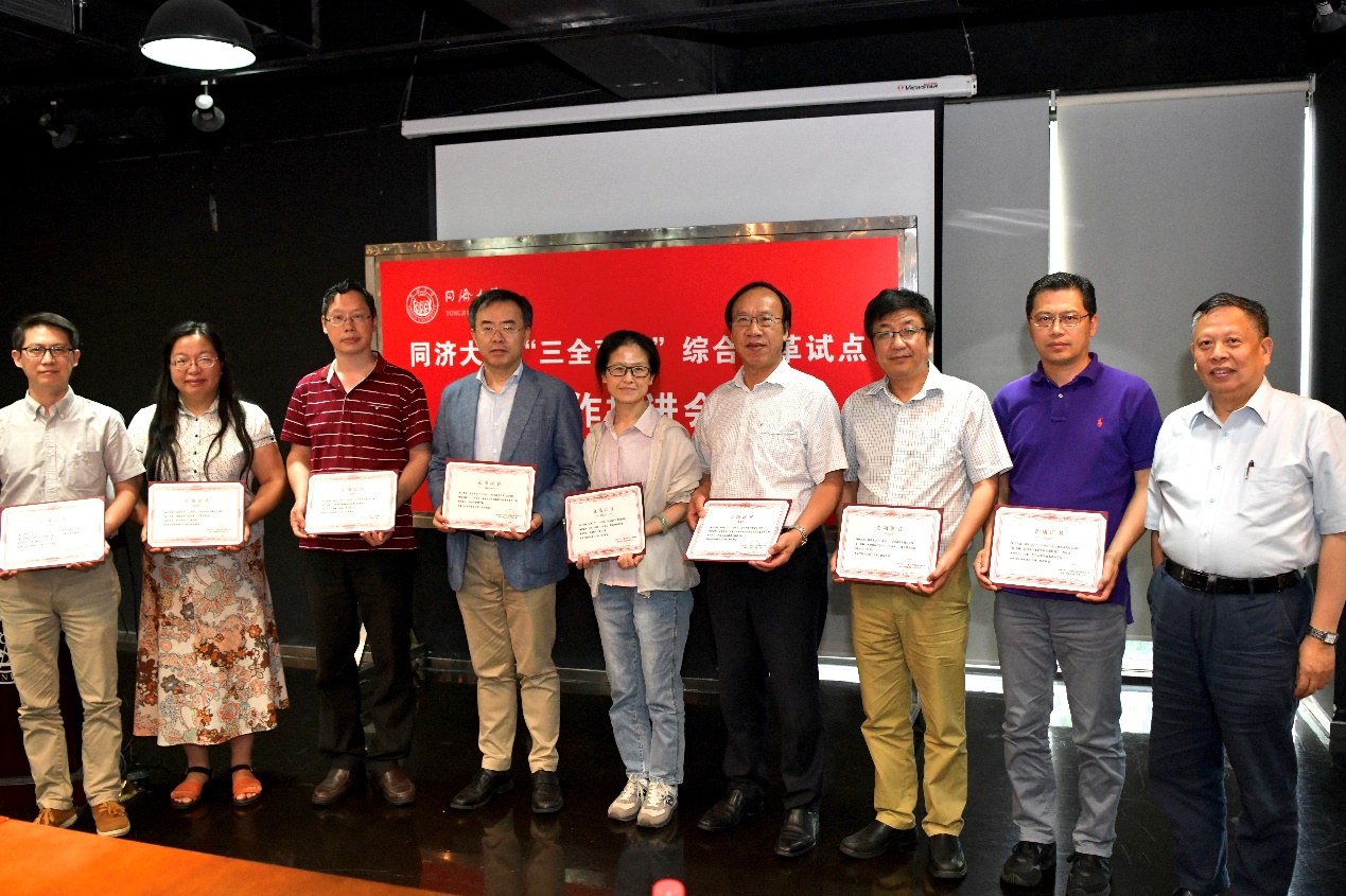 1575877802109096879.jpg A8B581F95EF114D914B1372BC56_AE517884_6FB47.jpg