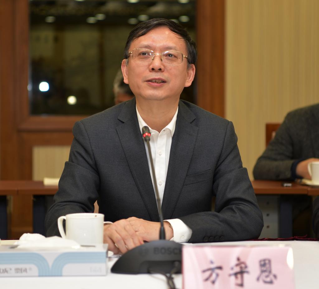 1576735149437058425.jpg 62.jpg