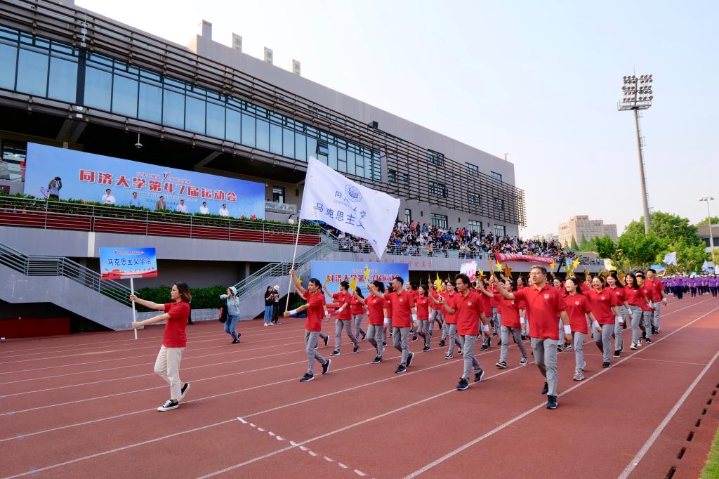 1575616726727010550.jpg 2F359E48B0166524F5A8B634804_108785AD_1D435.jpg